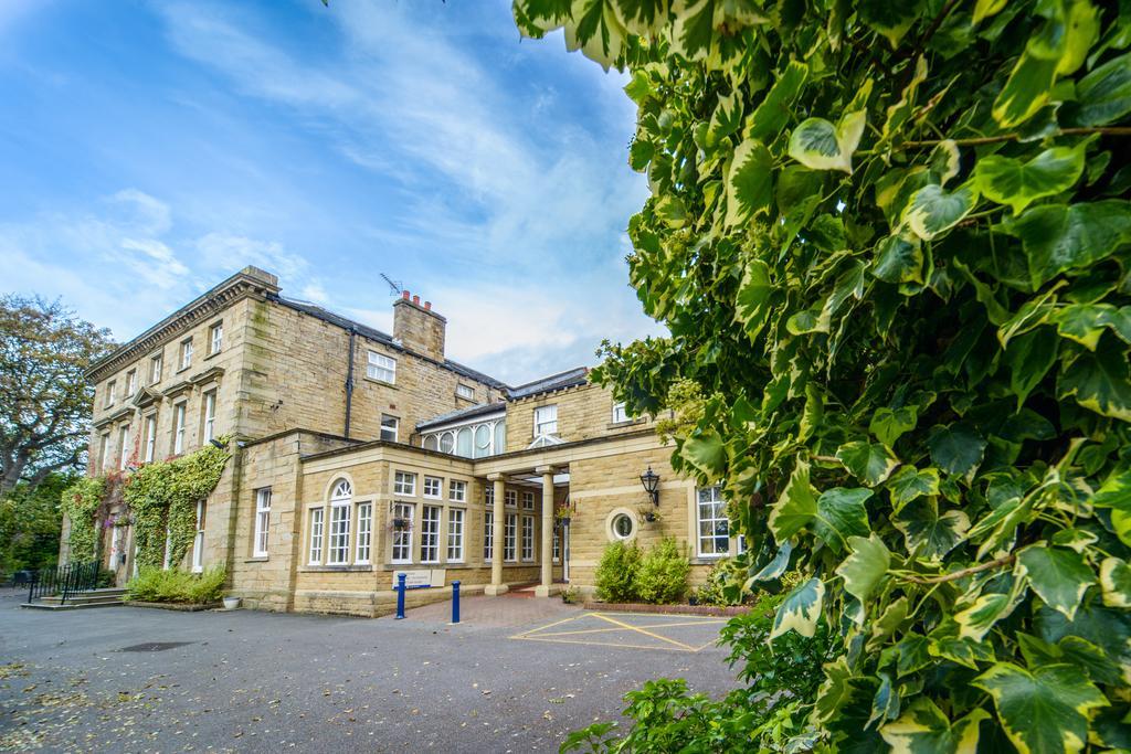 Healds Hall Hotel Cleckheaton Εξωτερικό φωτογραφία