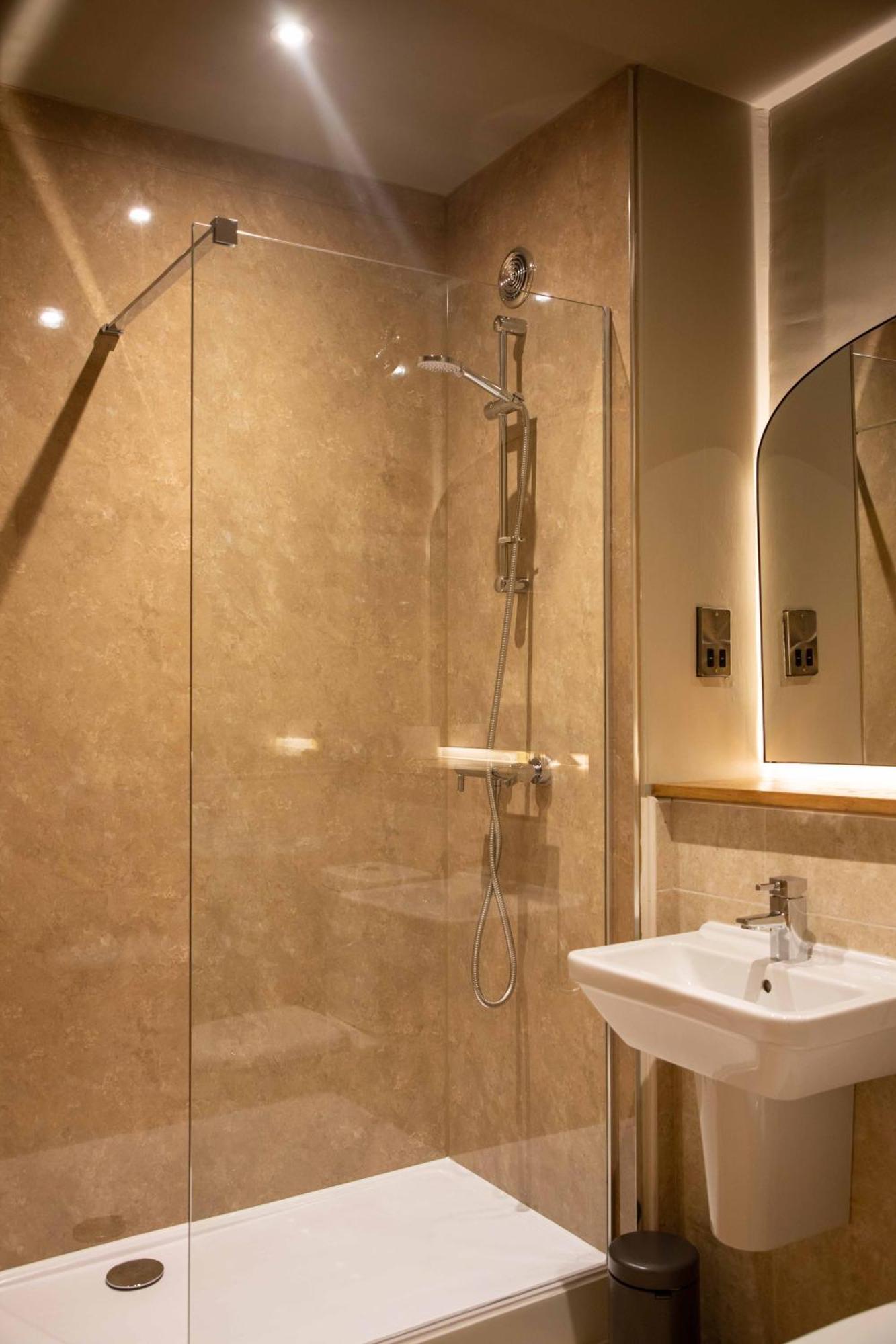 Healds Hall Hotel Cleckheaton Εξωτερικό φωτογραφία