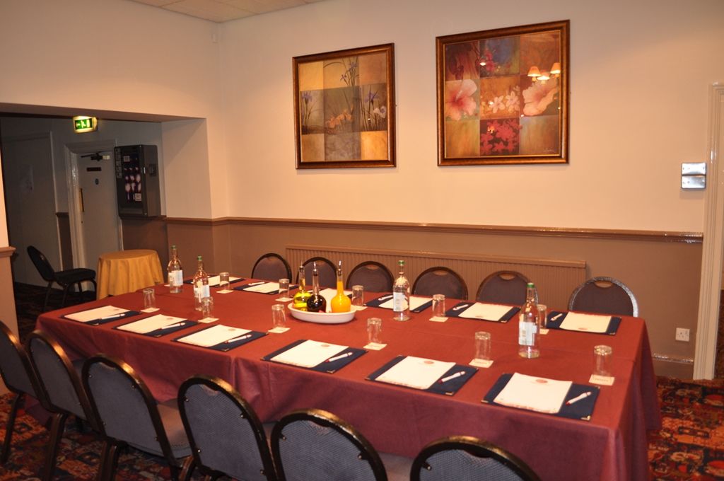 Healds Hall Hotel Cleckheaton Ανέσεις φωτογραφία