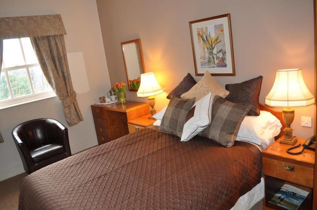 Healds Hall Hotel Cleckheaton Εξωτερικό φωτογραφία