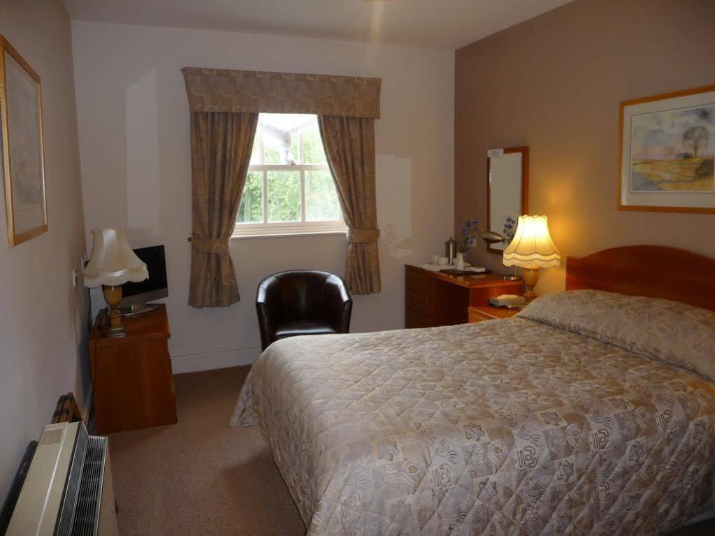 Healds Hall Hotel Cleckheaton Εξωτερικό φωτογραφία